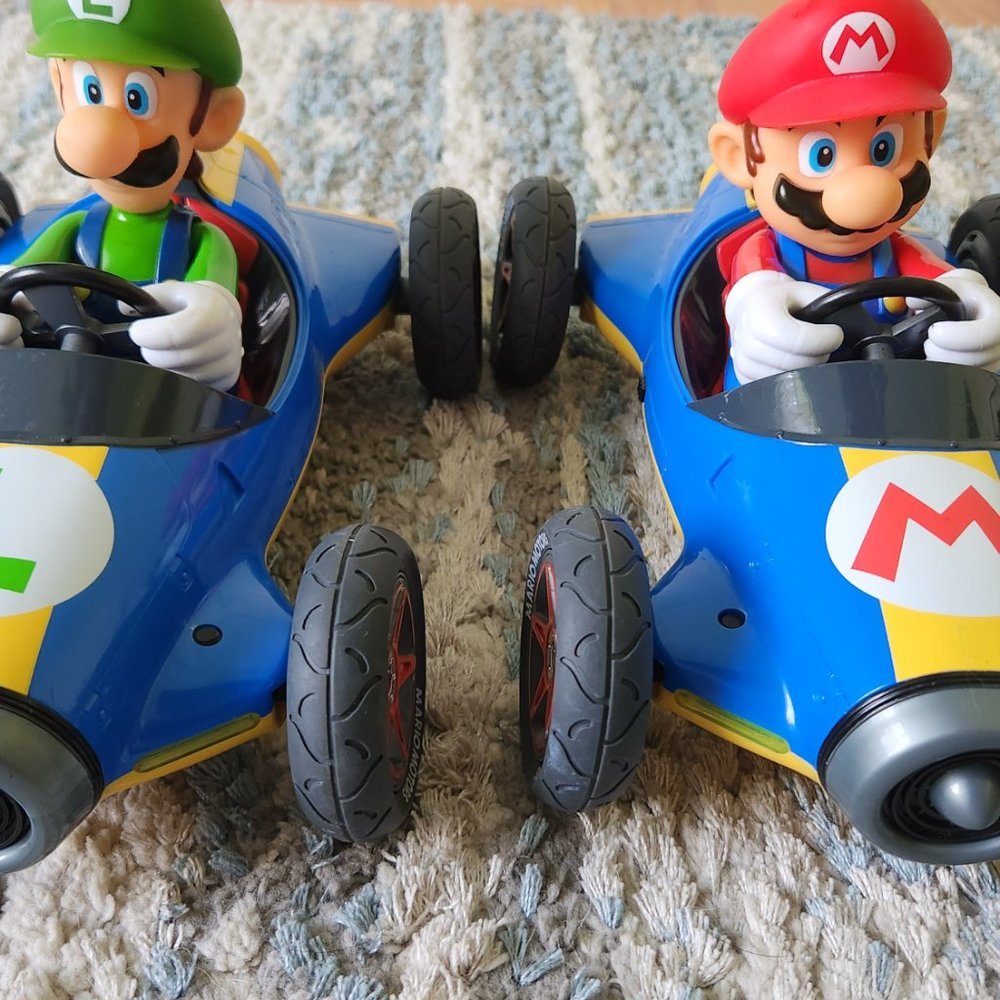 Super Mario & Luigi Carrera Mario Kart Figurines EUC - Picture 11 of 13
